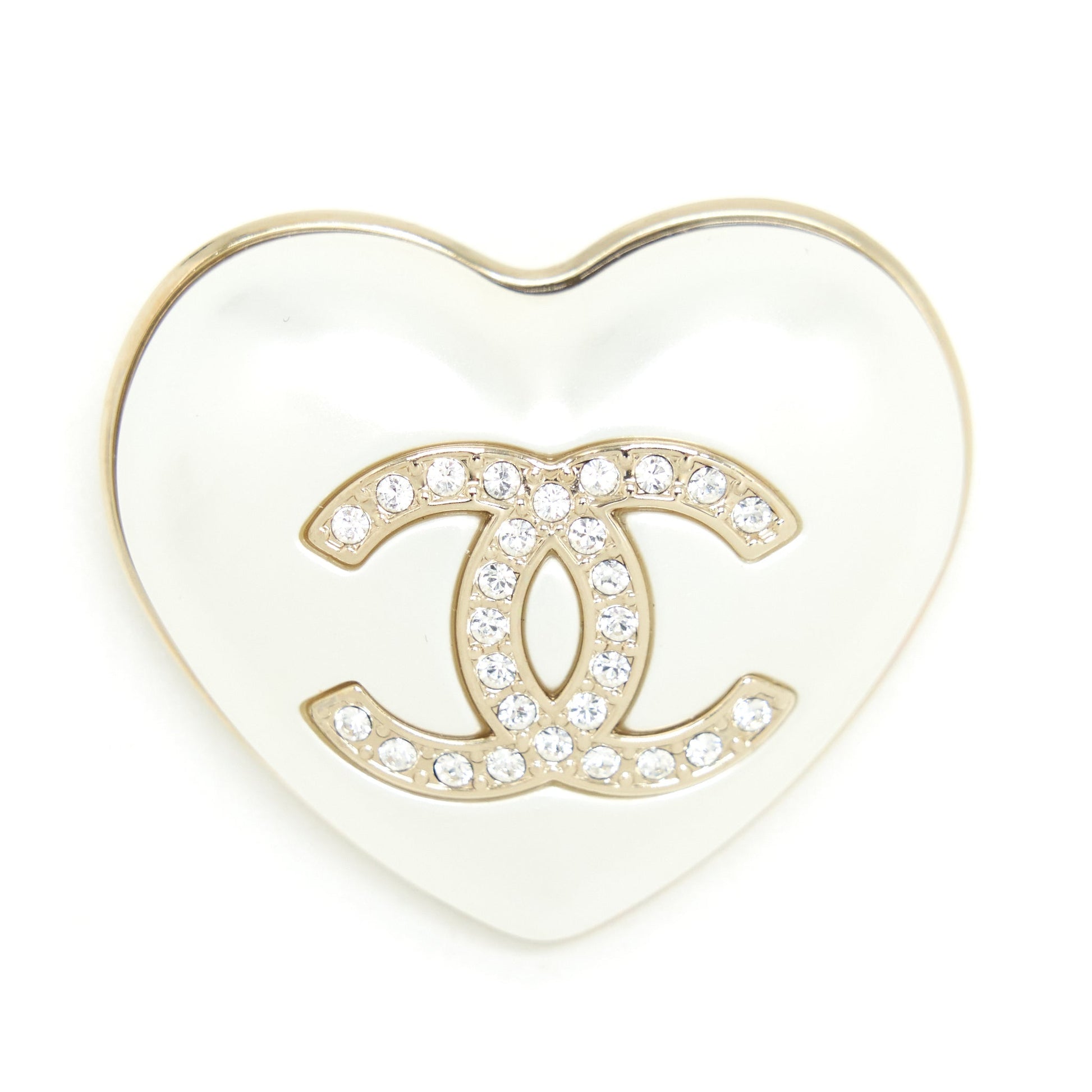 Chanel 21K Heart Brooch LGHW Ivory Handbag