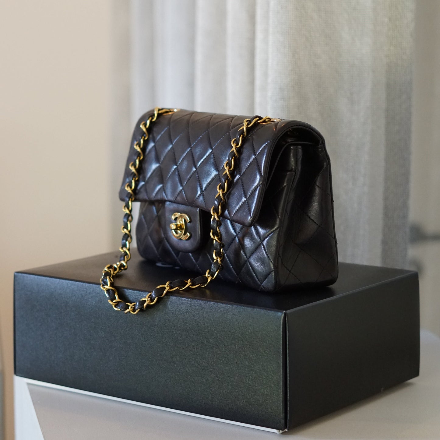 CHANEL CLASSIC SMALL BAG