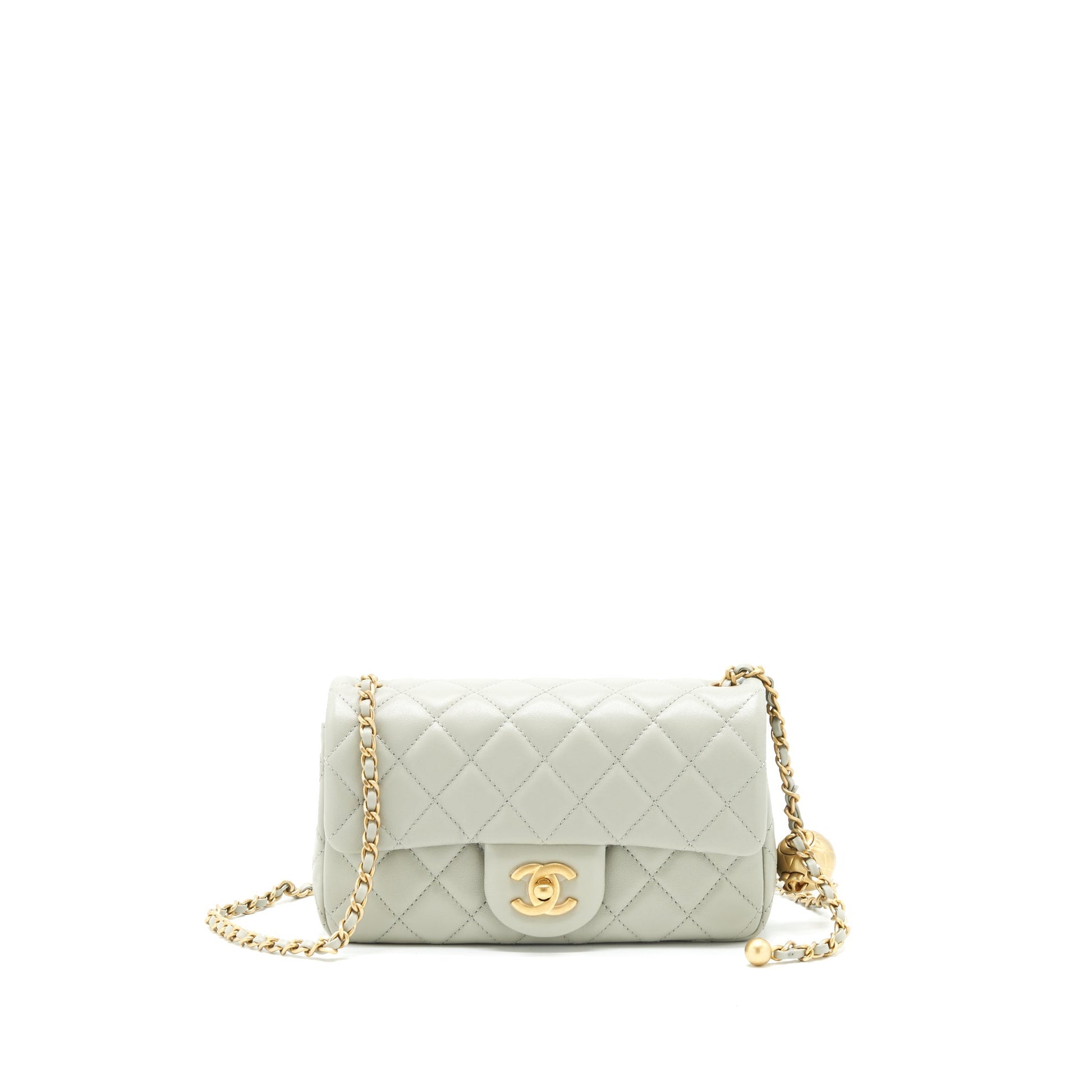 Chanel 22C light Pearl Crush Flap Lambskin Grey Shoulder Bag