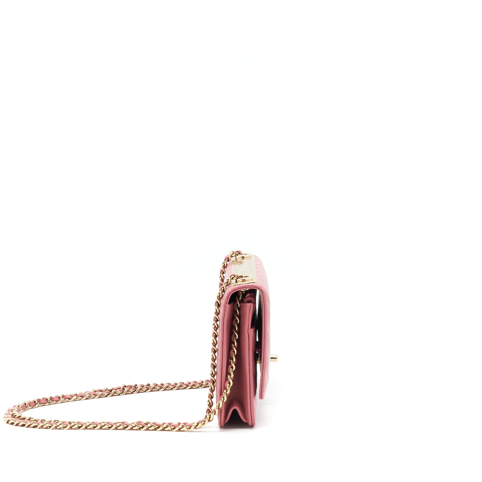 Chanel Chevron trendy CC on Lambskin LGHW Pink Wallet Case