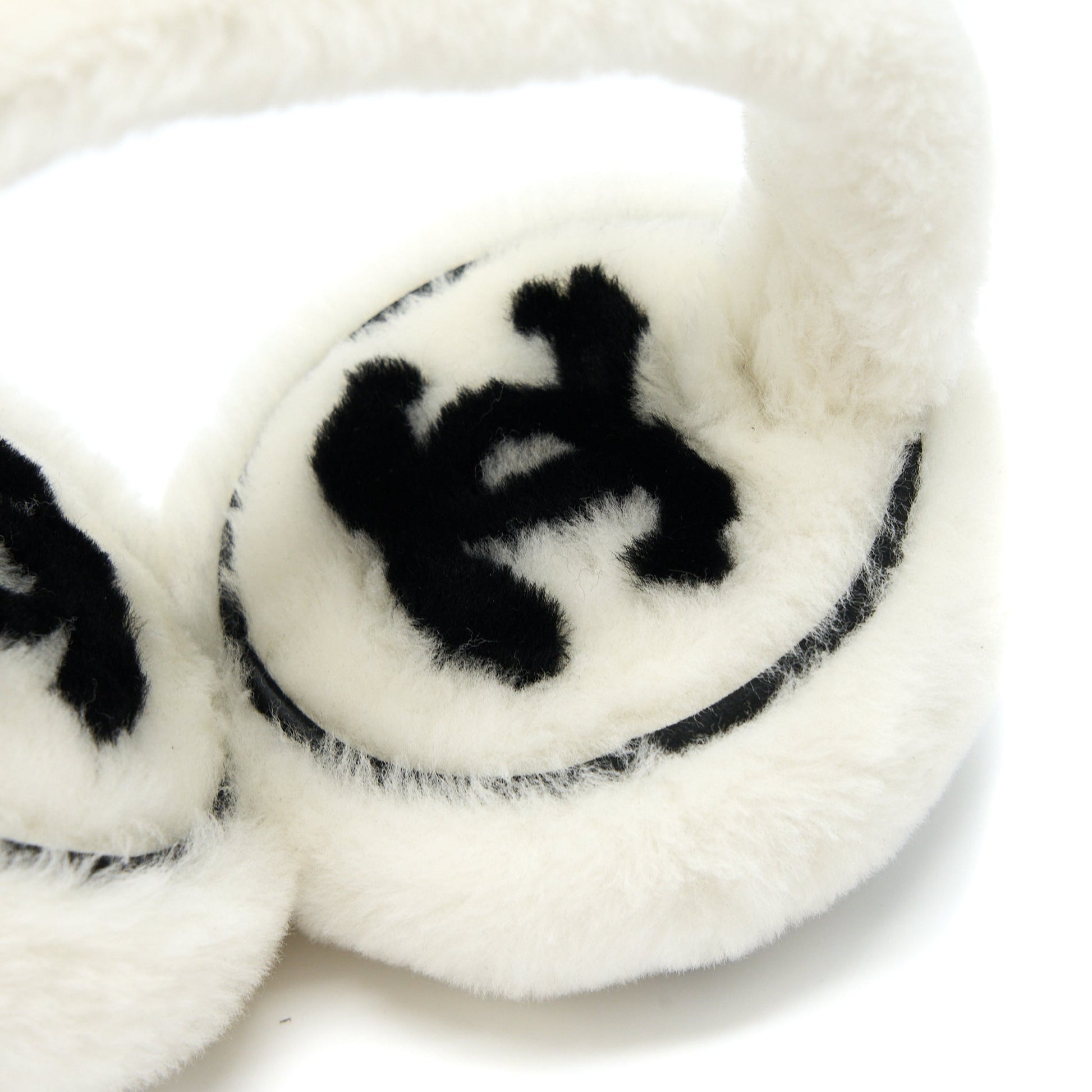 Chanel 22P Shearling CC Logo Earmuffs Black White Handbag White Black
