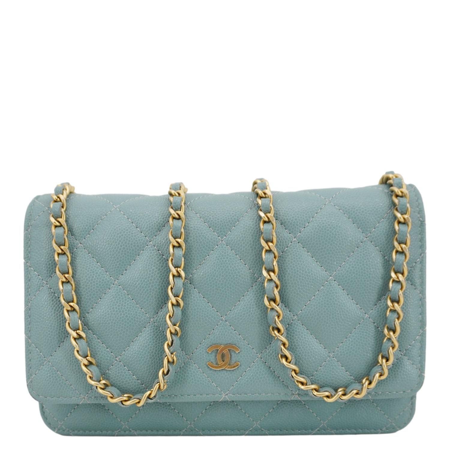 Chanel On Quilted Caviar Sea Leather Lambskin Green Wallet Case