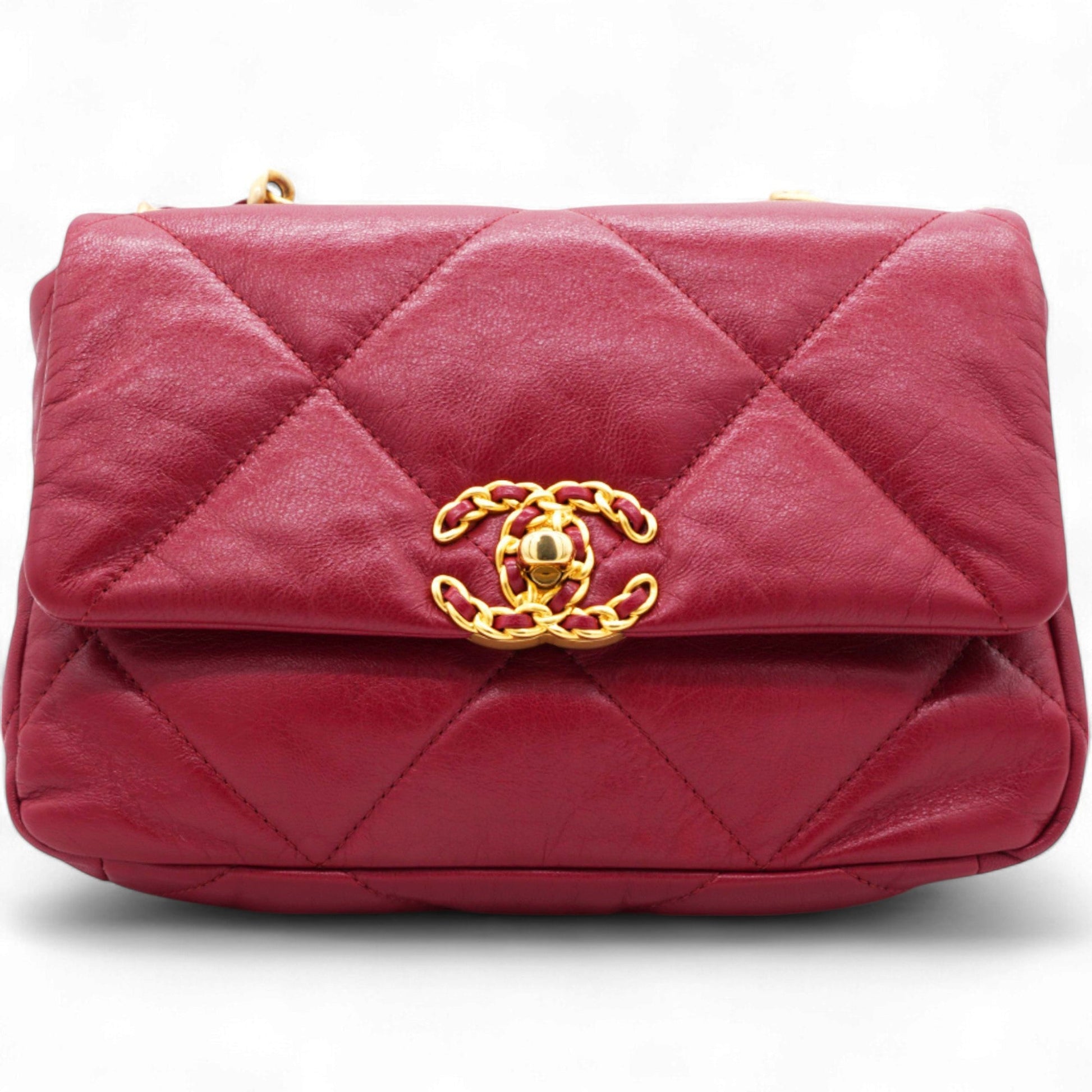 Lambskin Quilted Medium Chanel 19 Flap Red