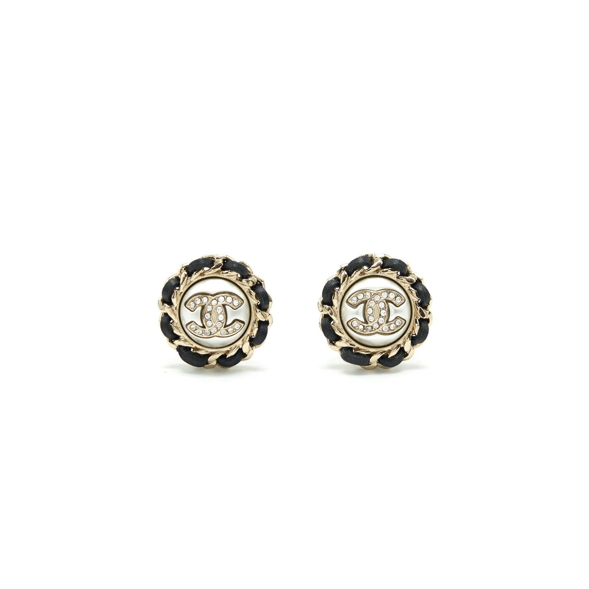 Chanel 22P Round Ear Clip LGHW Handbag