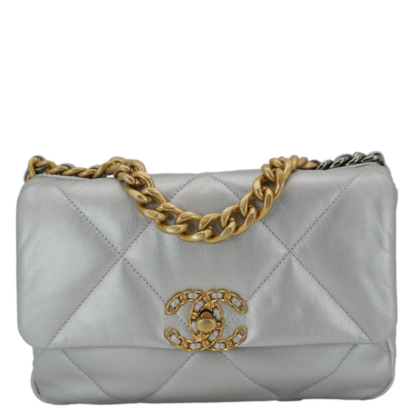 Louis Vuitton CHANEL 19 Flap Quilted Leather Silver Travel Bag Bag Silver