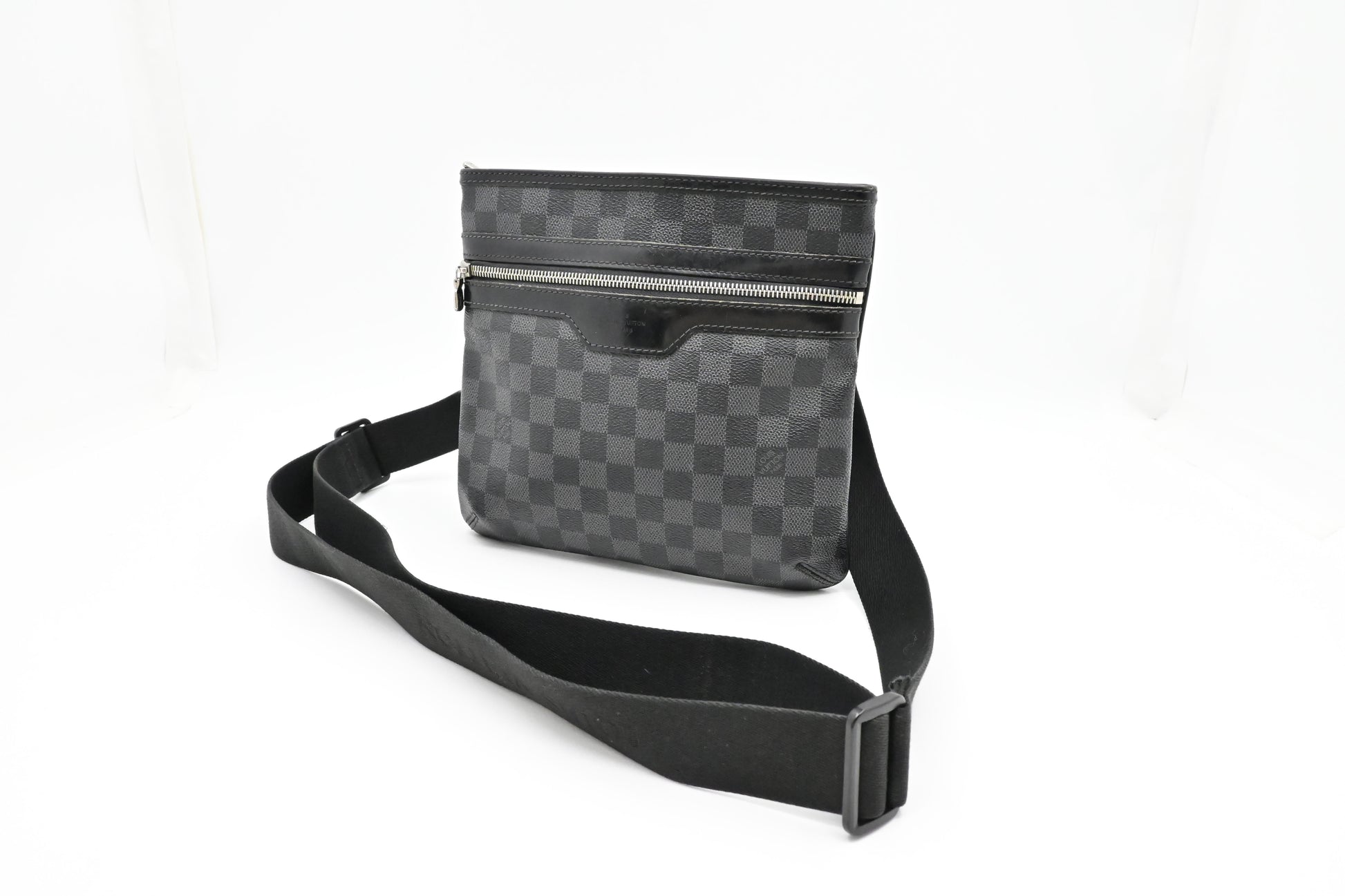 Louis Vuitton Thomas Graphite Canvas Damier Handbag