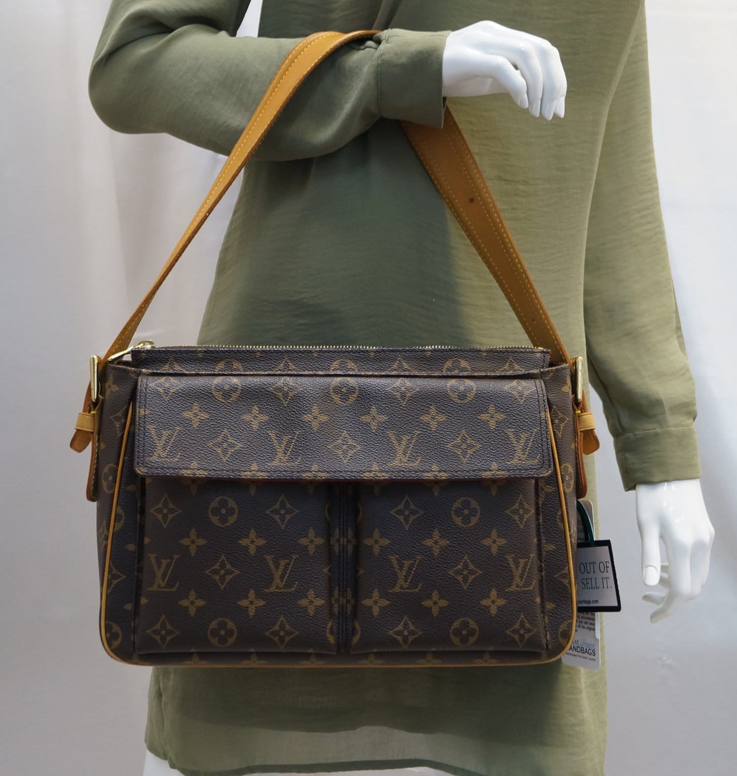 Louis Multipli Cite Shoulder Bag Canvas Monogram