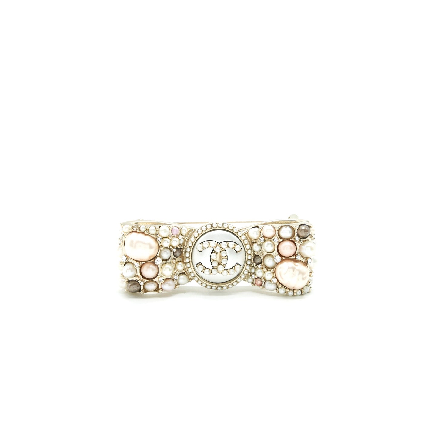Chanel 21V Pearly Bow Brooch Handbag