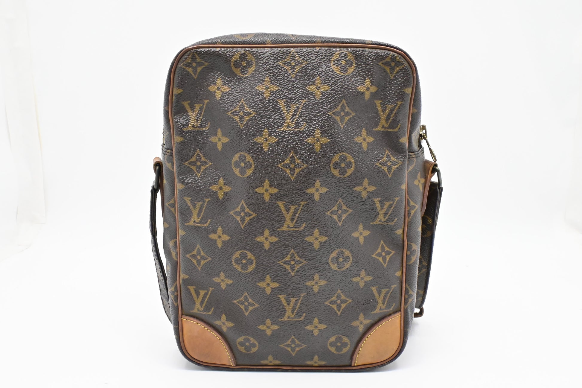 Louis Vuitton Danube MM Monogram Canvas Handbag