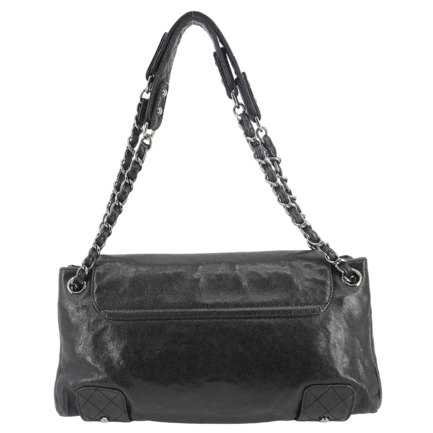 Chanel Pocket in The City Caviar Leather Shoulder Bag Black