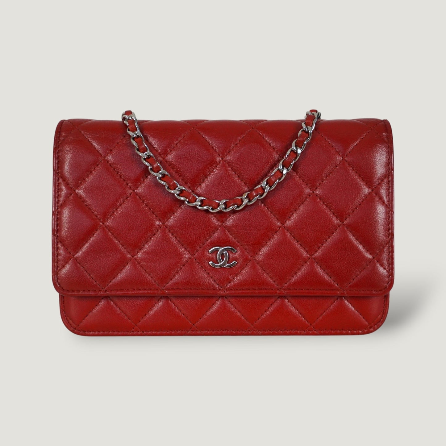 CHANEL WALLET ON CHAIN