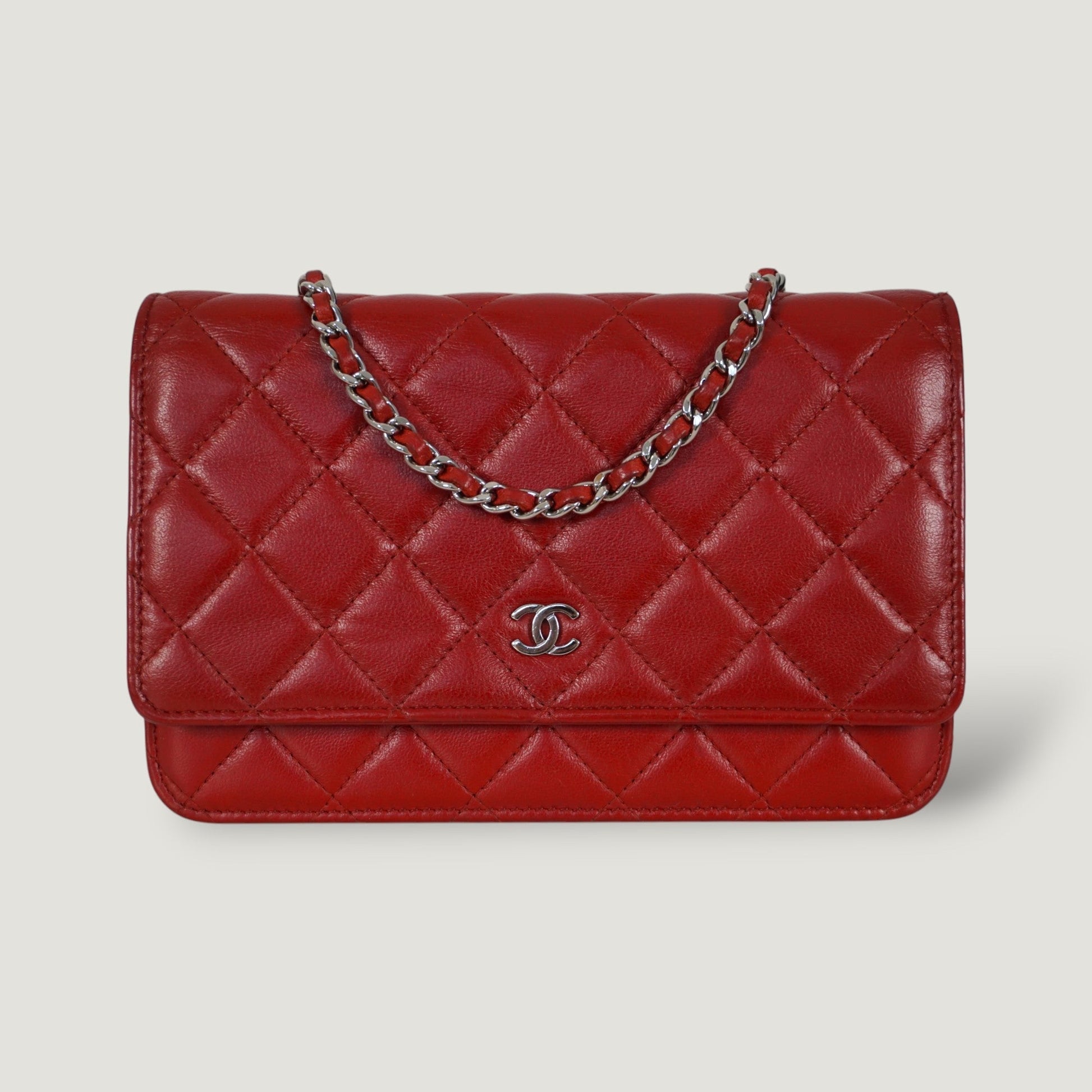 CHANEL WALLET ON CHAIN