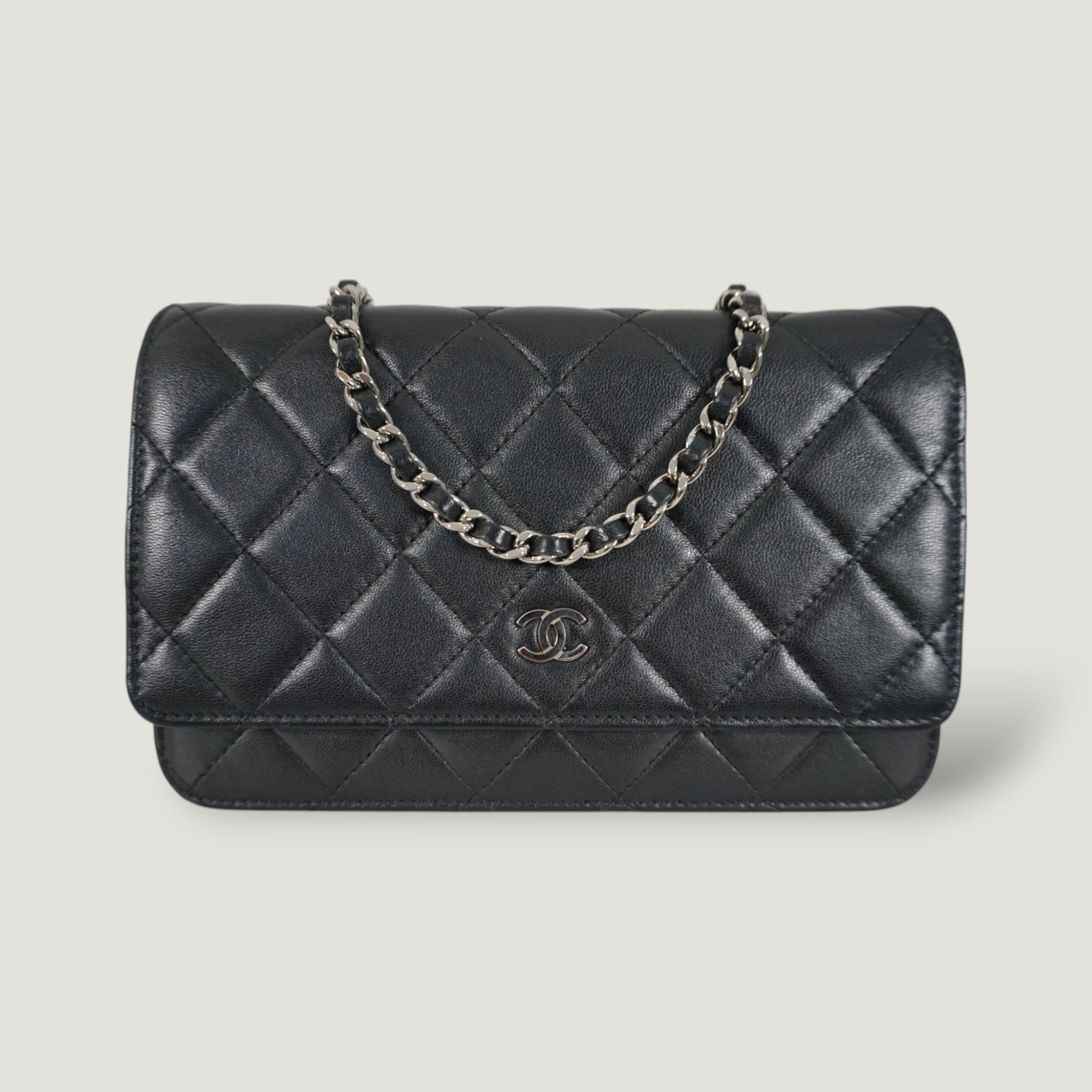 CHANEL WALLET ON CHAIN