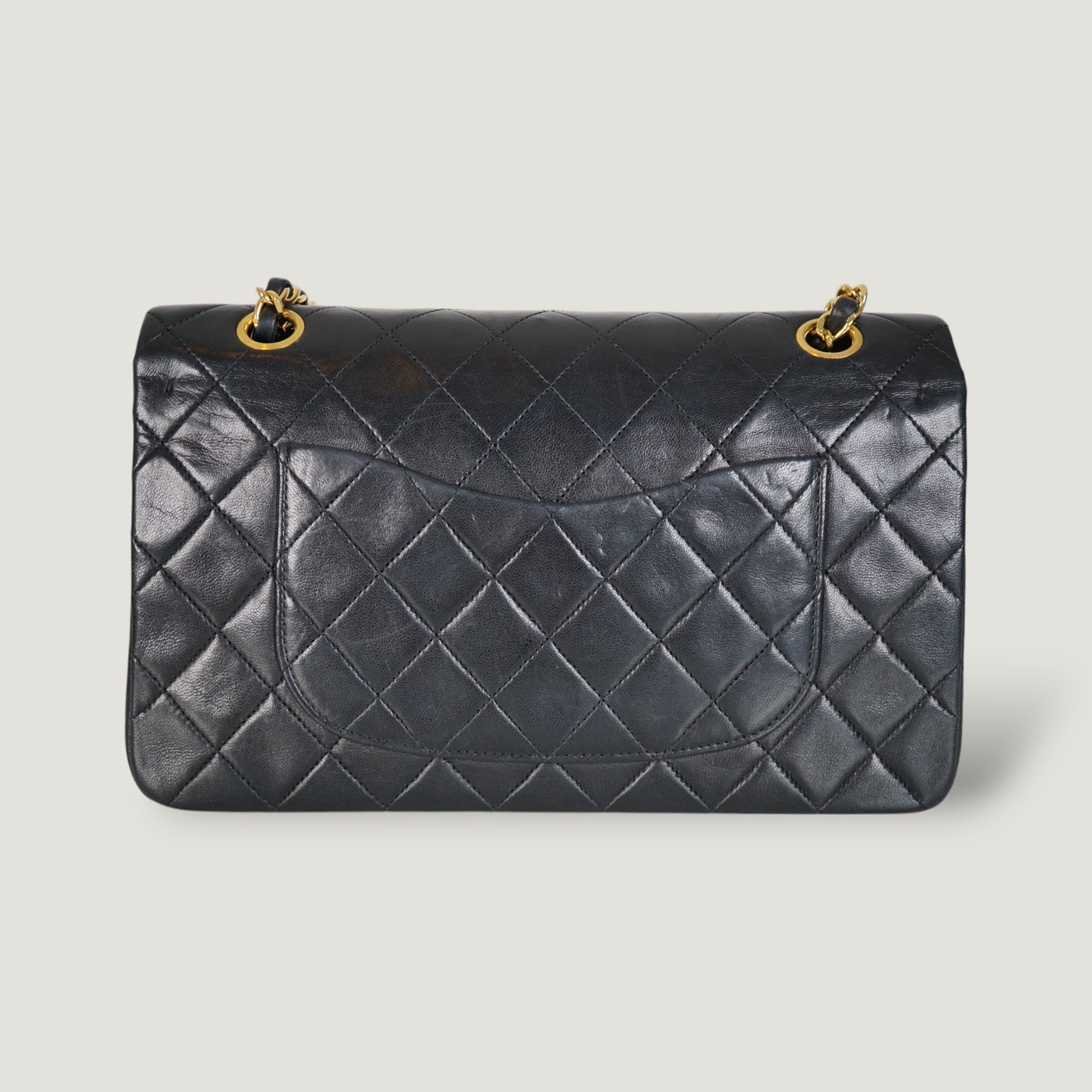 CHANEL CLASSIC MEDIUM BAG