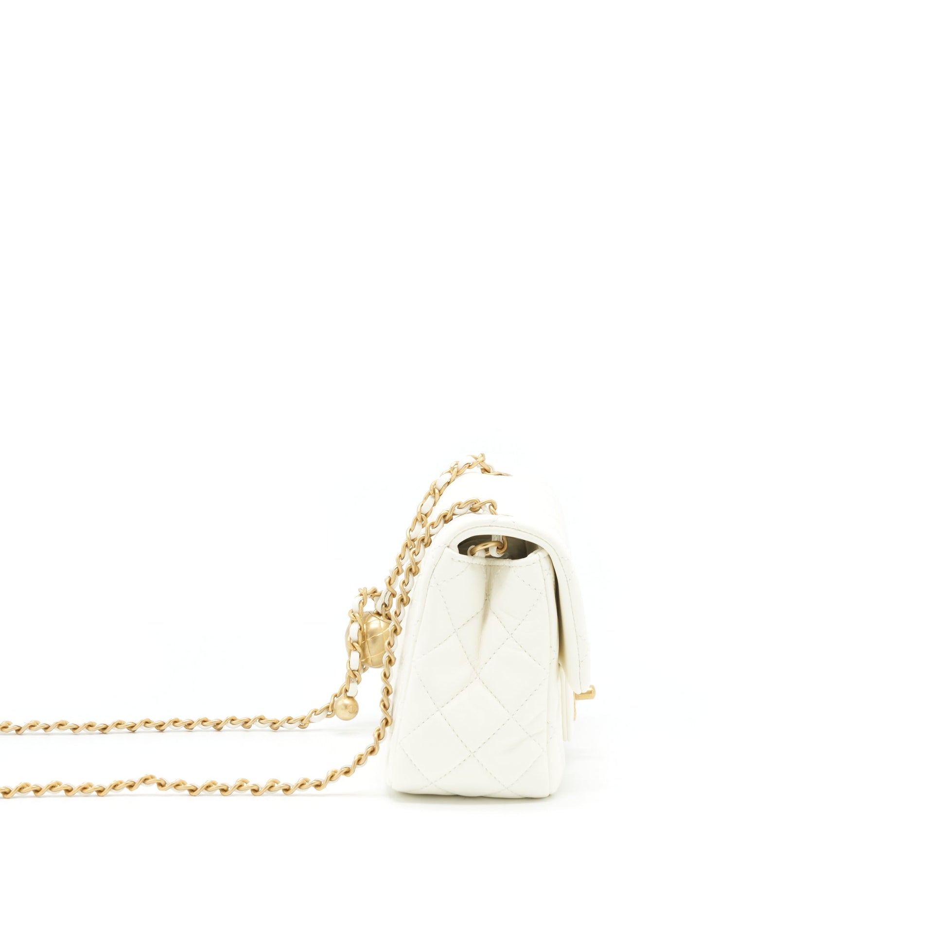 Chanel 22C Pearl Crush Square Flap Lambskin White Shoulder Bag