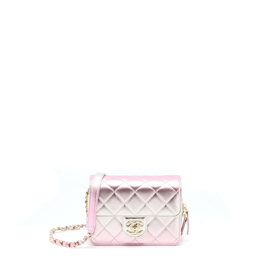 Chanel 21P Flap Lambskin Iridescent LGHW Microchip Pink Crossbody Bag