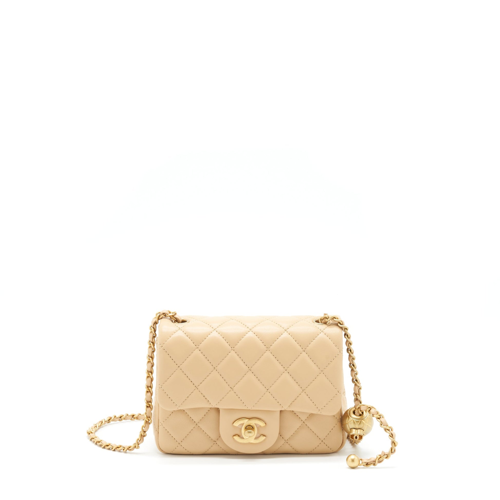 Chanel 22C Pearl Crush Square Flap Lambskin Beige Shoulder Bag