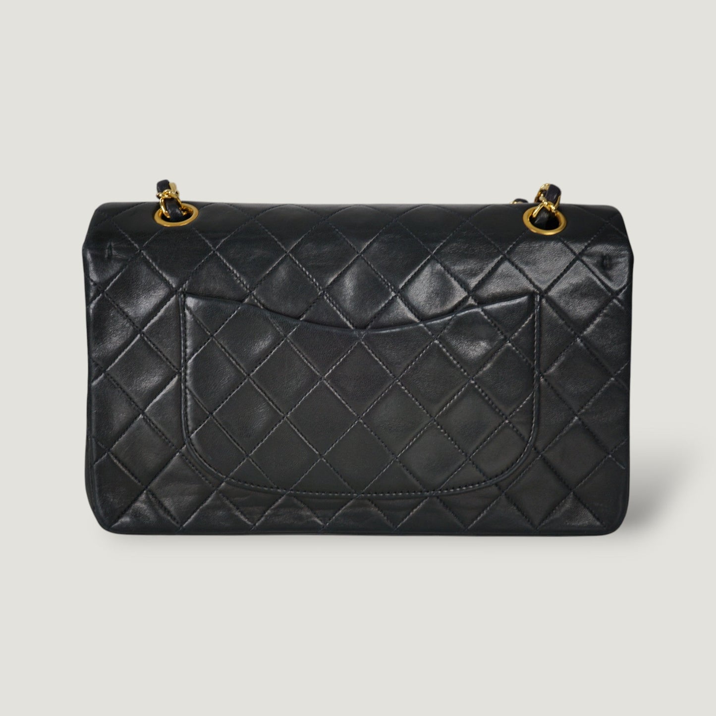 CHANEL CLASSIC MEDIUM BAG