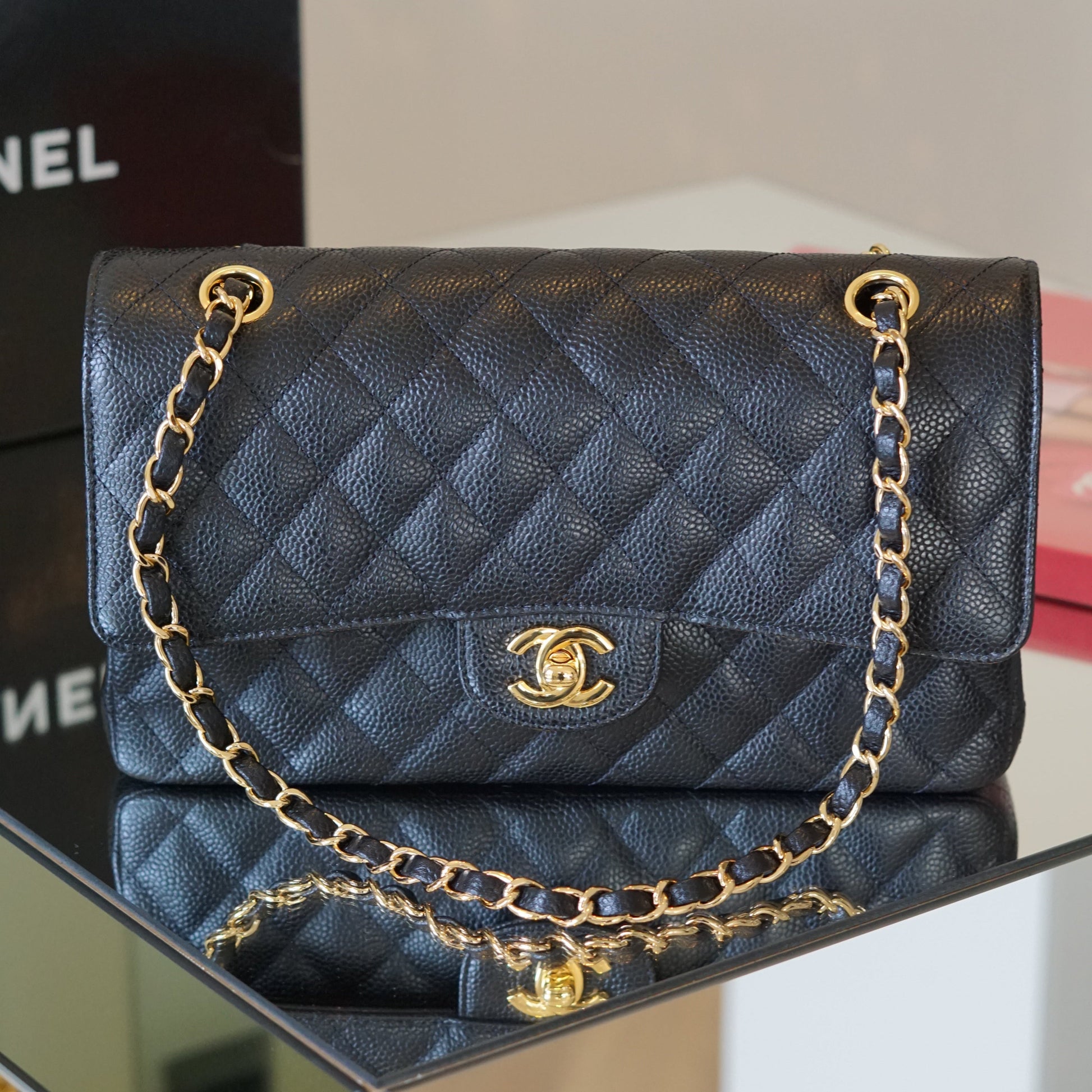CHANEL CLASSIC MEDIUM BAG