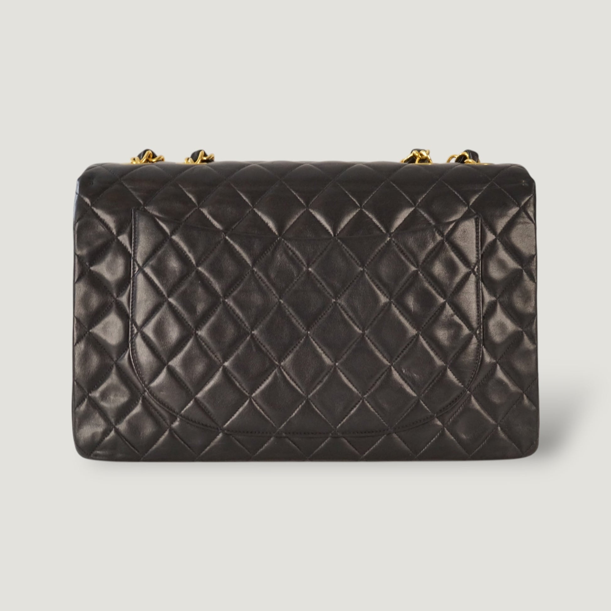 CHANEL CLASSIC JUMBO MAXI BAG