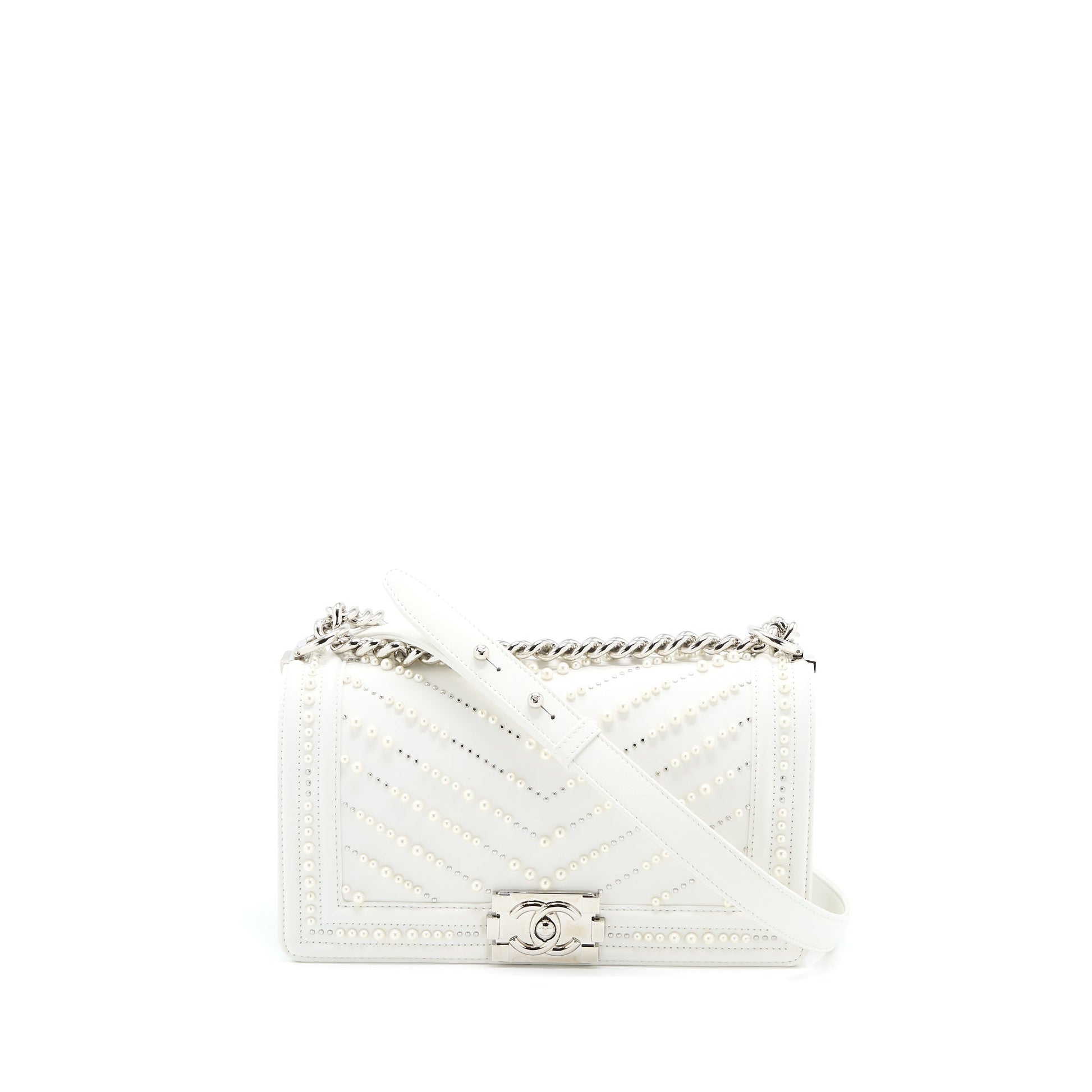 Chanel Boy Chevron Limited Lambskin Pearl SHW White Handbag