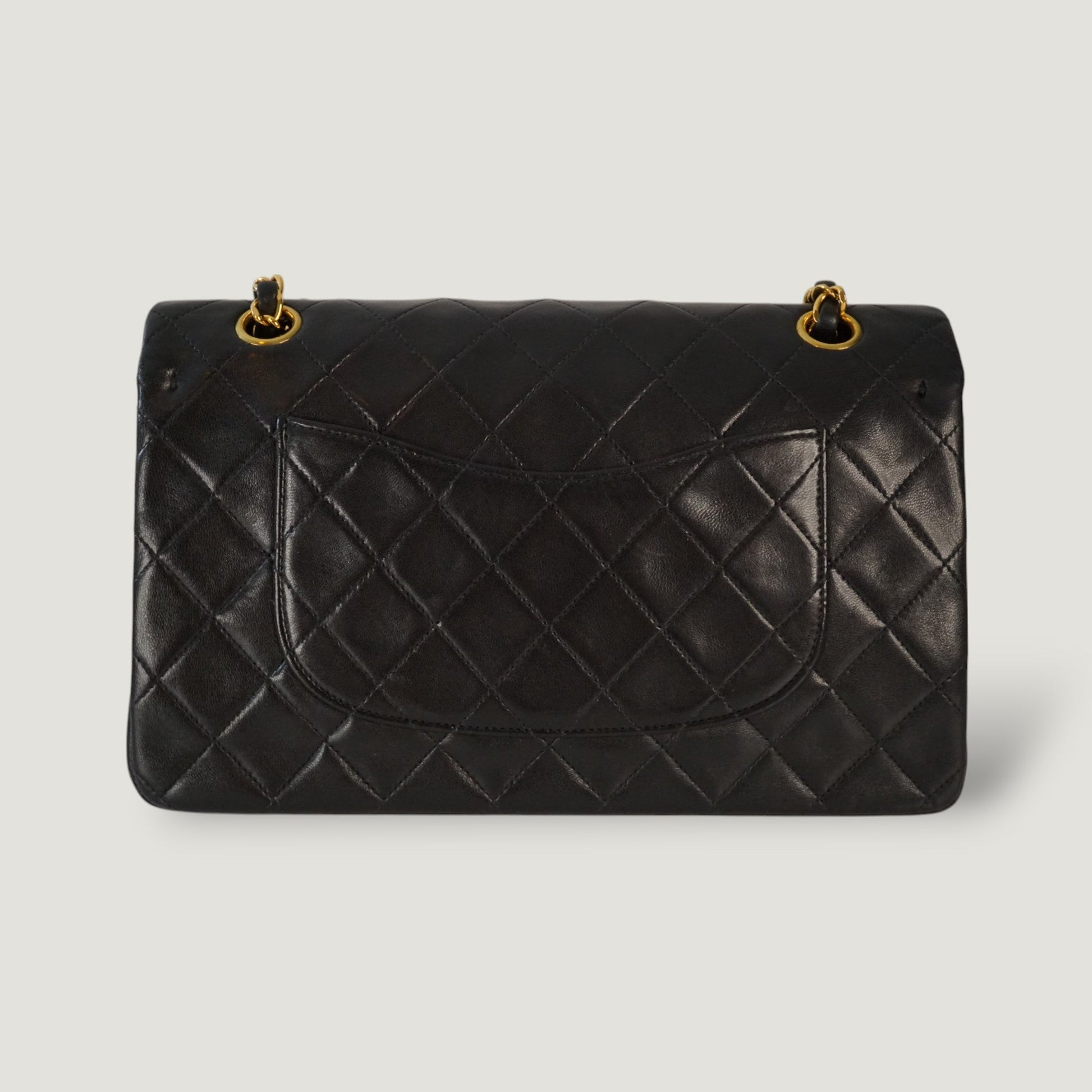 CHANEL CLASSIC MEDIUM BAG