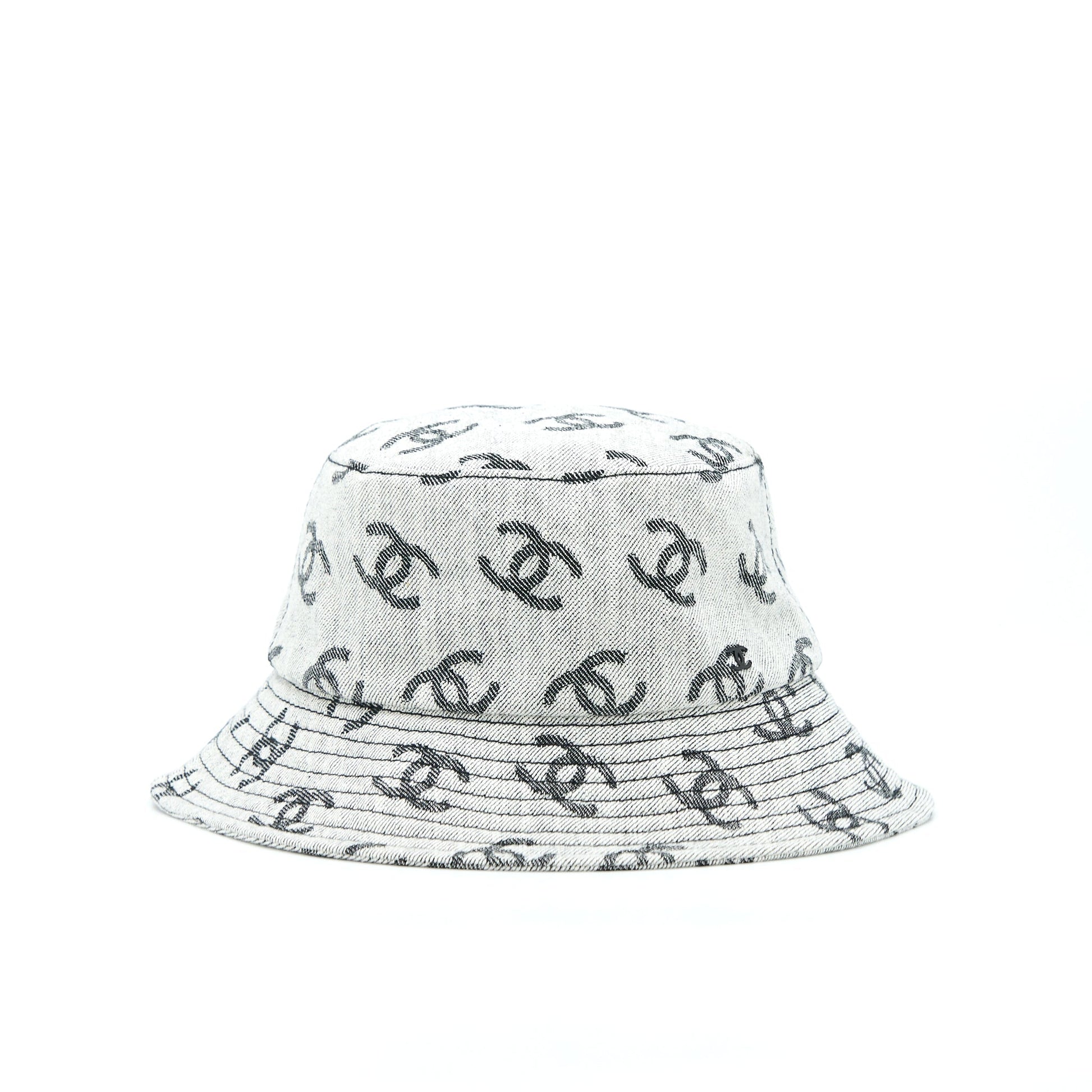 Chanel 22K y Blue Grey Hat
