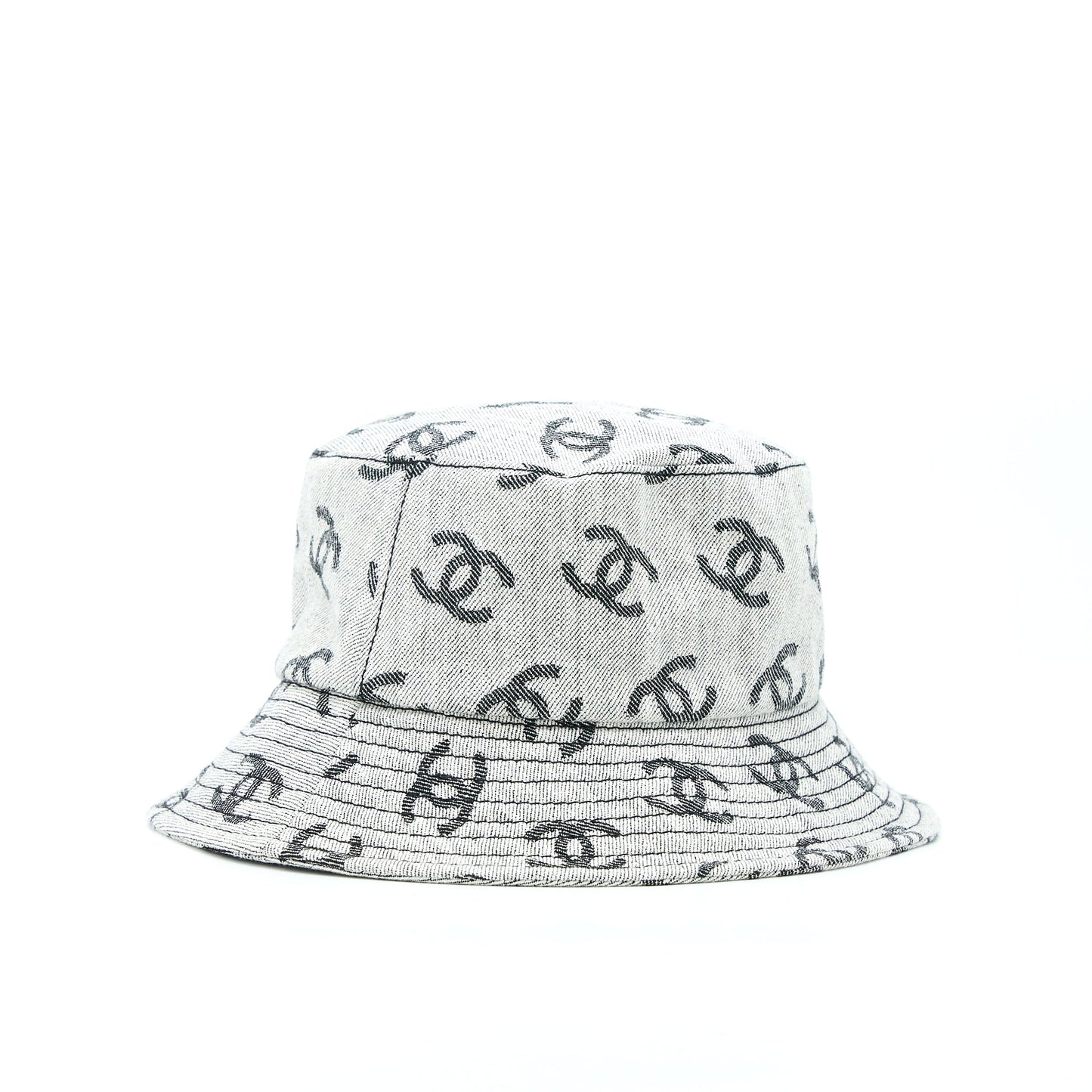 Chanel 22K y Blue Grey Hat
