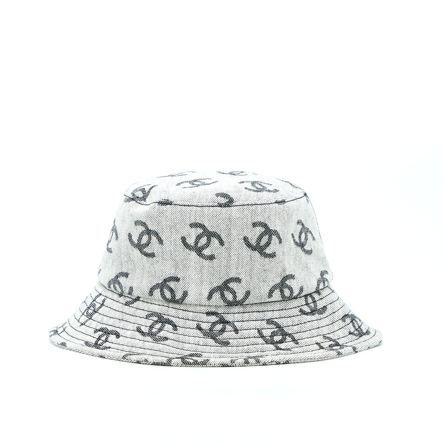 Chanel 22K y Blue Grey Hat