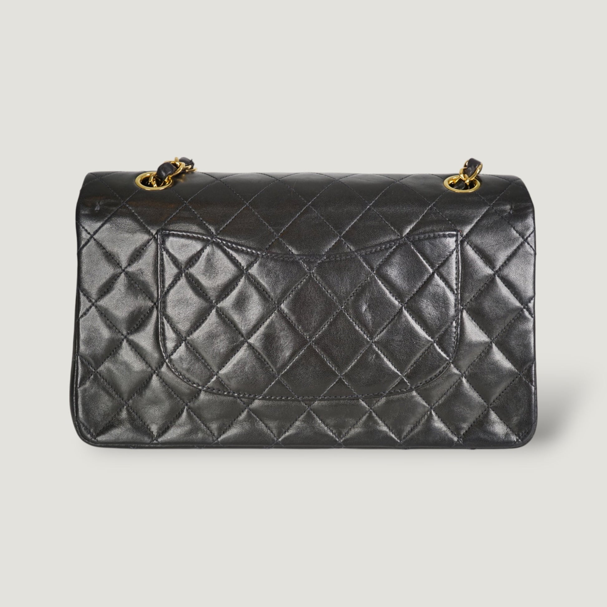 CHANEL CLASSIC MEDIUM BAG