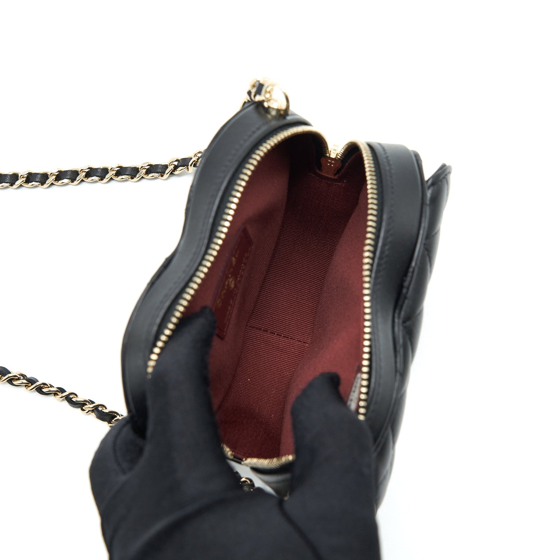 Chanel 22S Heart Lambskin LGHW Black Small Handbag Lghw 2
