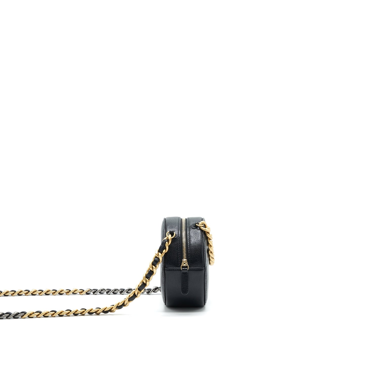 Chanel 19 Black Clutch Bag In Black