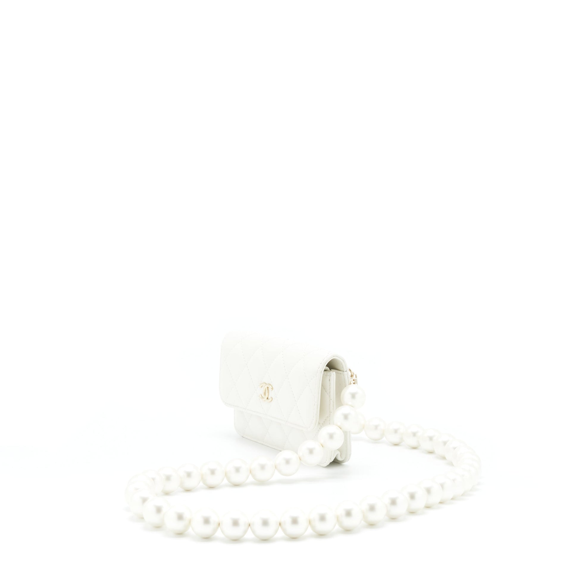 Chanel Grant Pearl Crush Lambskin LGHW White Crossbody Bag