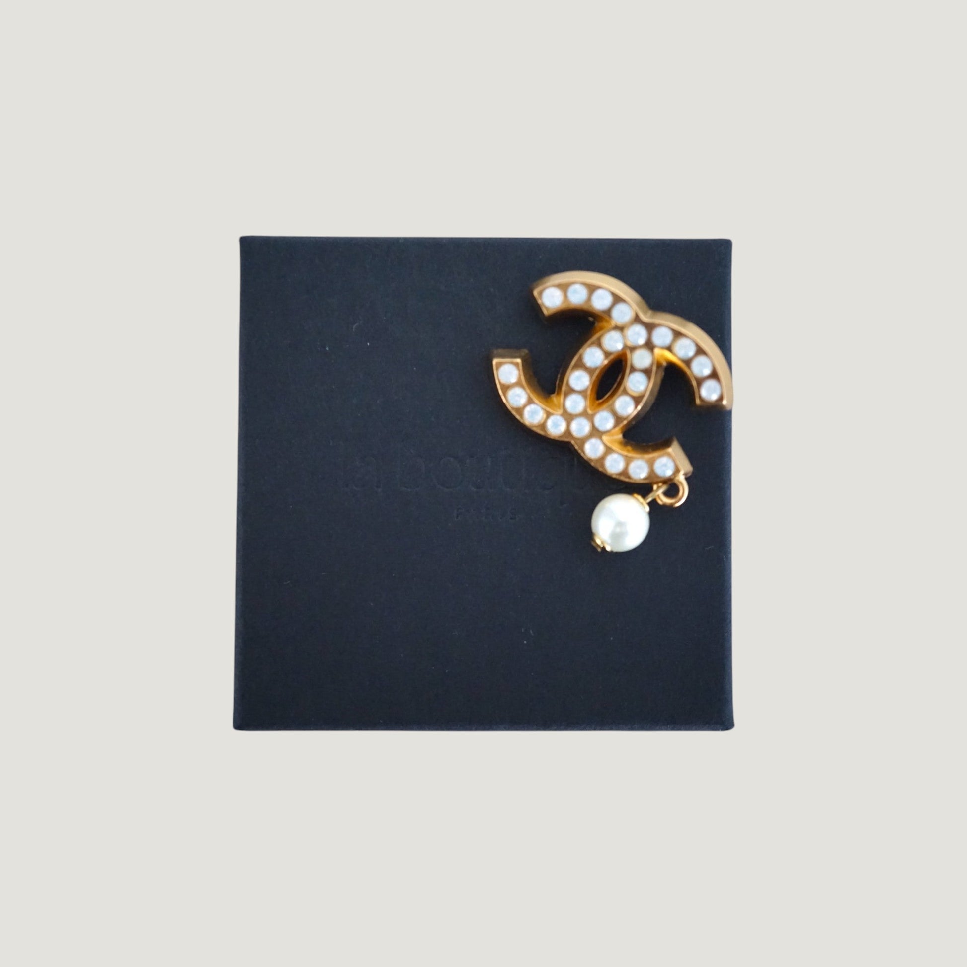 CHANEL BROOCH