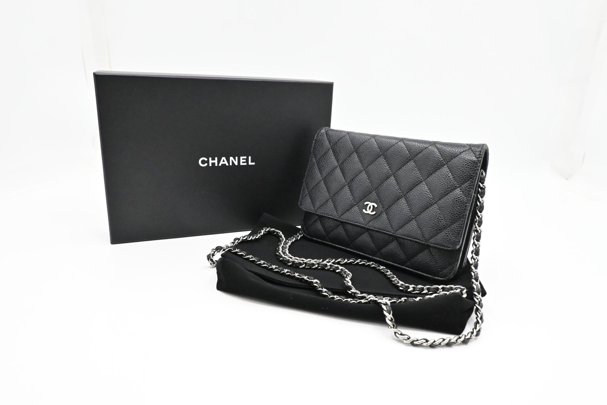 Chanel on MattelassÃ © Caviar Black Leather Wallet Case Caviar Leather