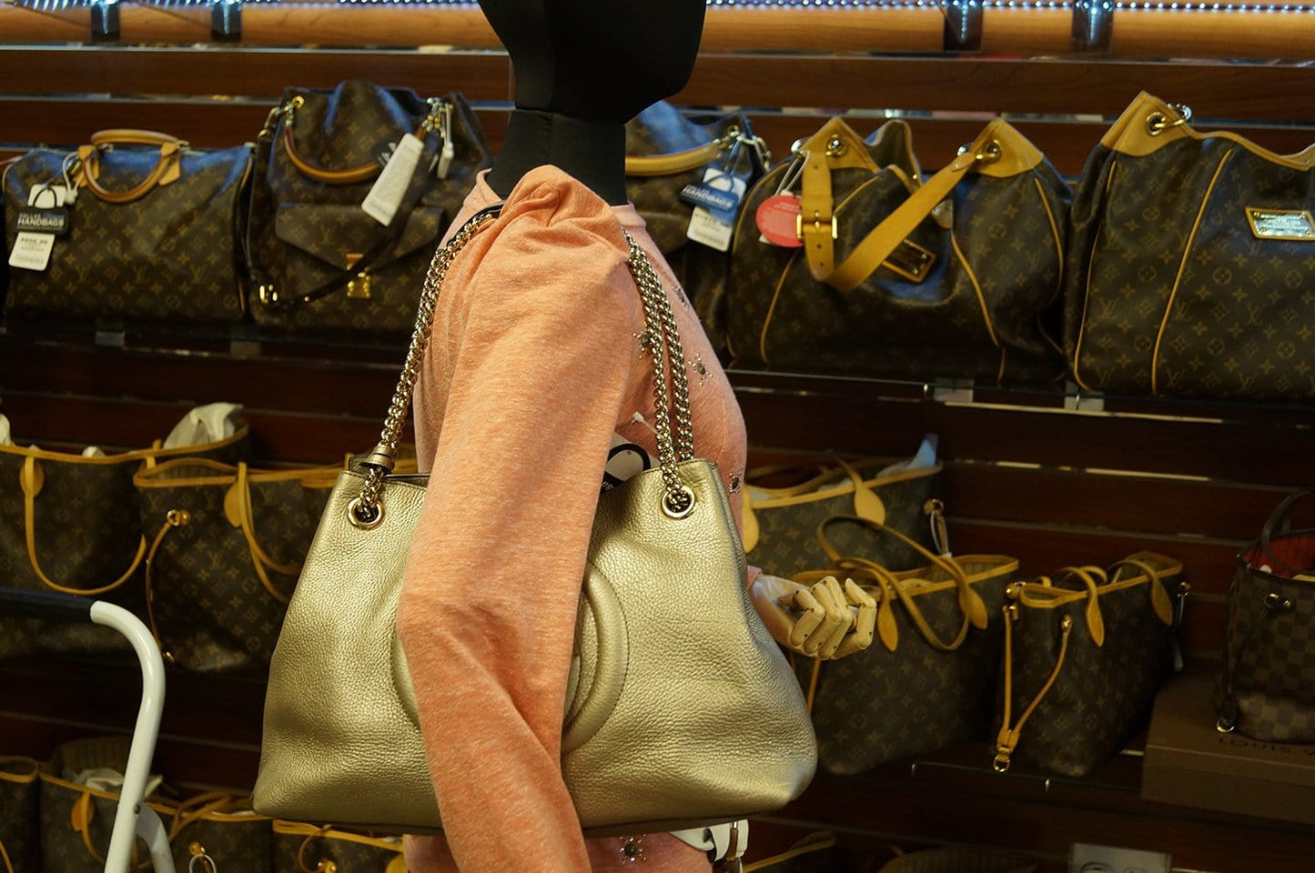 Gucci Pebbled Soho Tote Bag Leather Gold