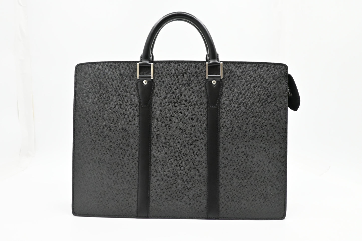 Louis Vuitton Porte Documents Rosan Taiga Black Leather Handbag