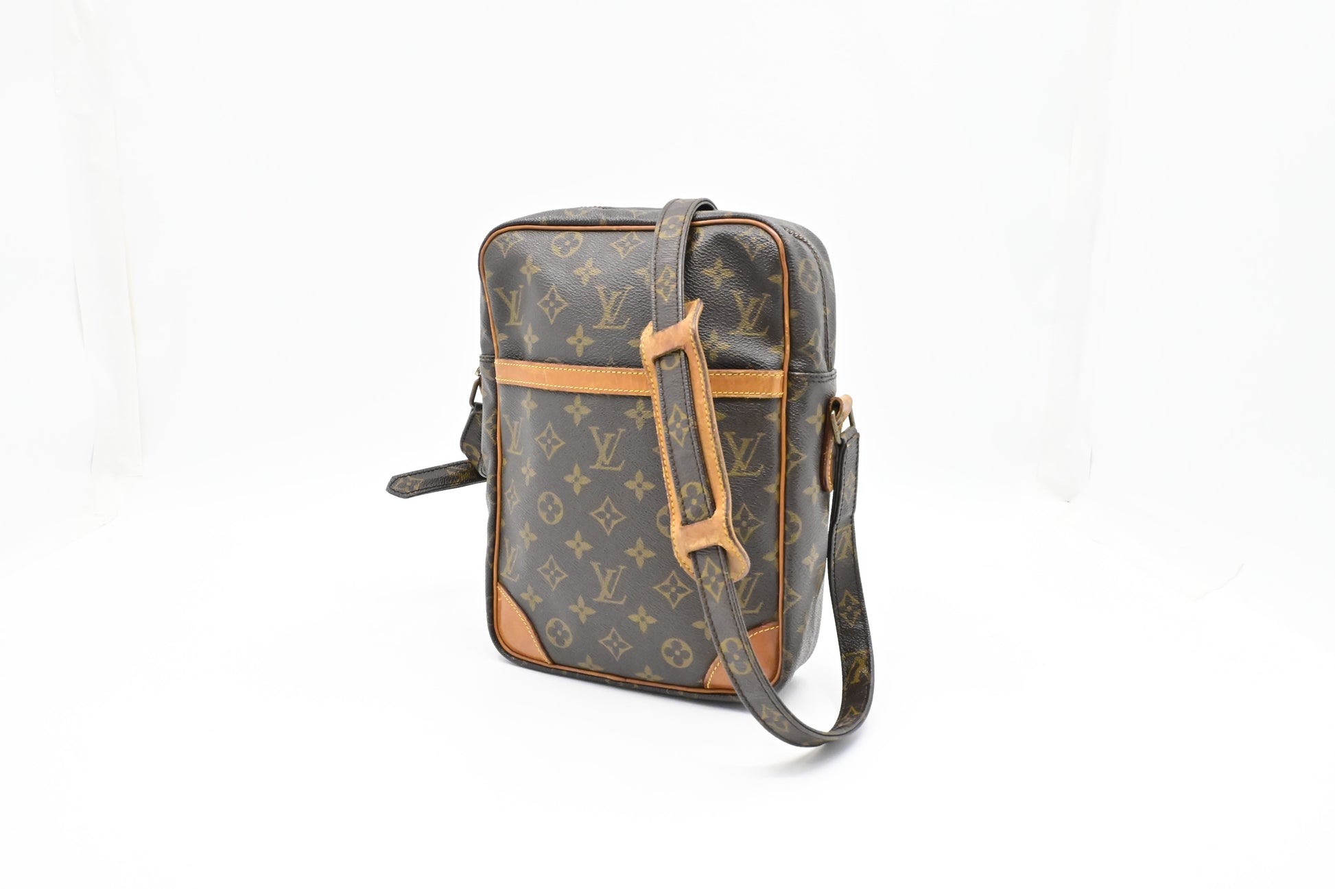 Louis Vuitton Danube GM Monogram Canvas Handbag