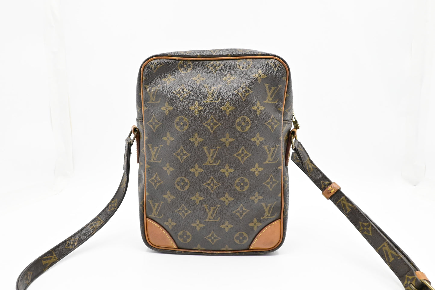 Louis Vuitton Danube GM Monogram Canvas Handbag