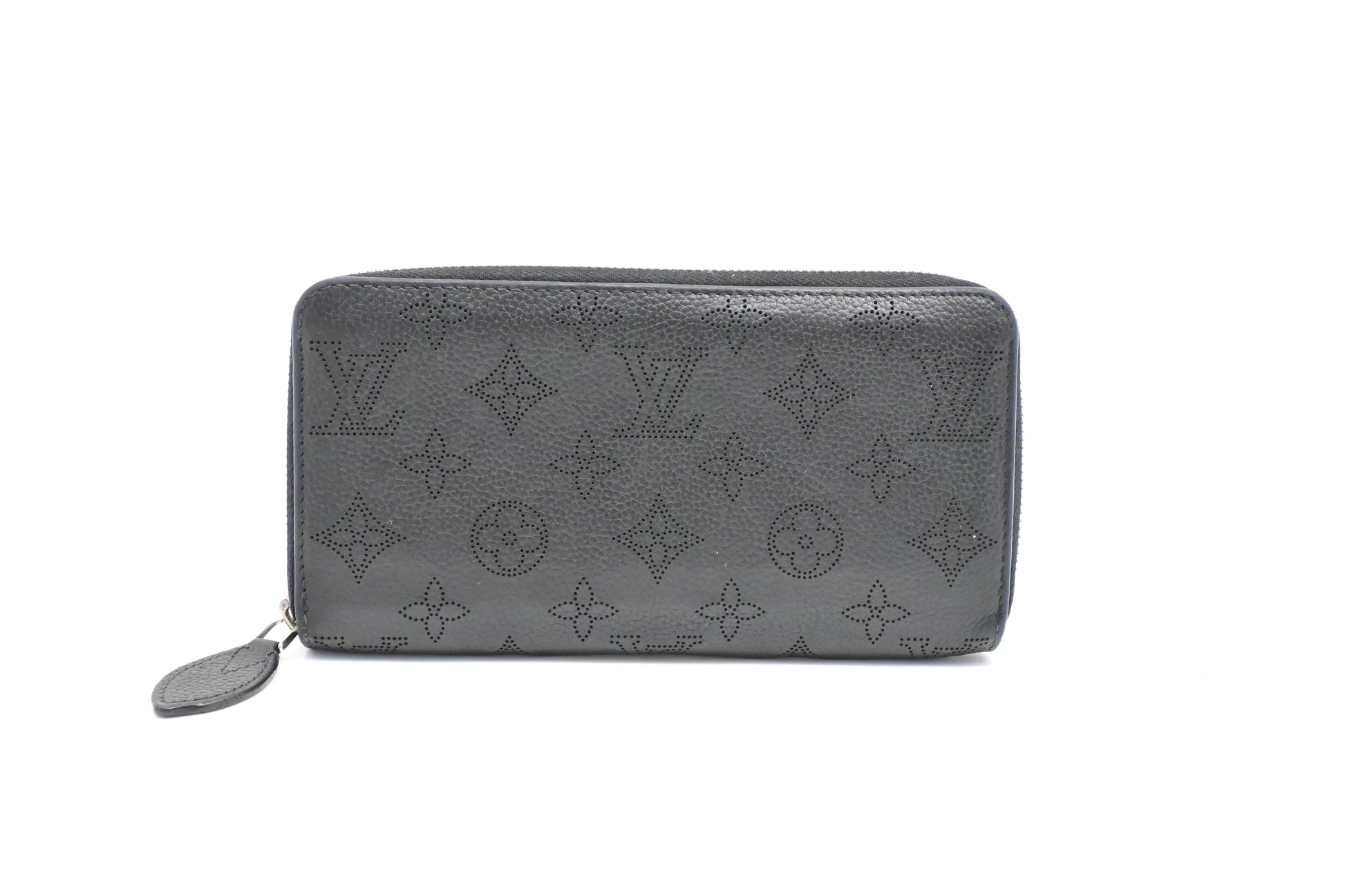 Louis Vuitton Long Zippy Mahina Leather Black Wallet Case