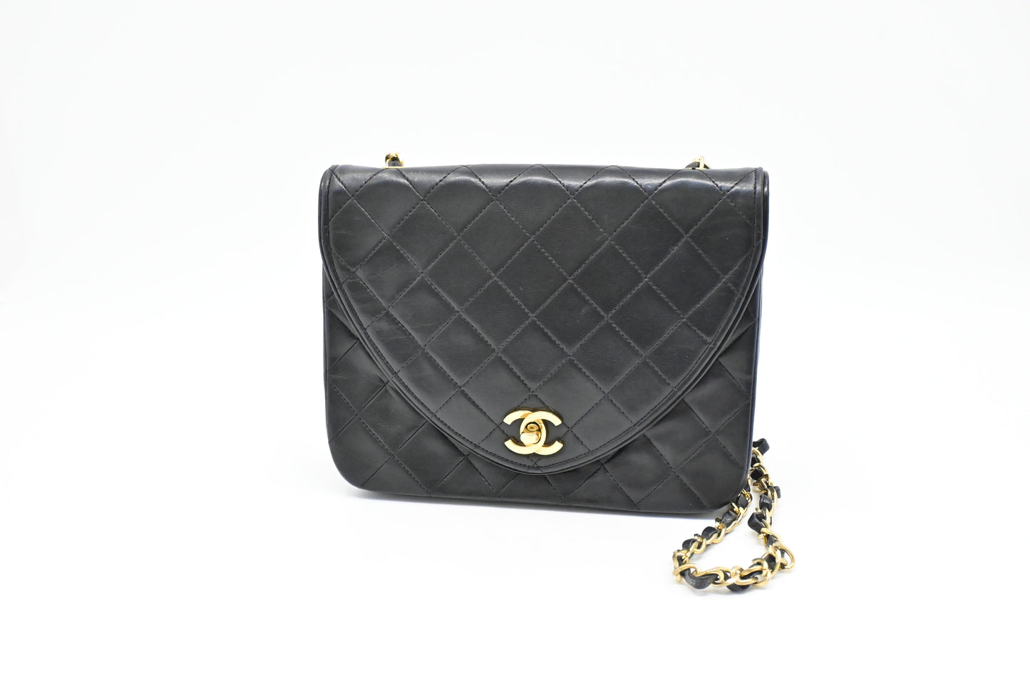 Chanel Round Flap MatelassÃ© Black Leather Handbag
