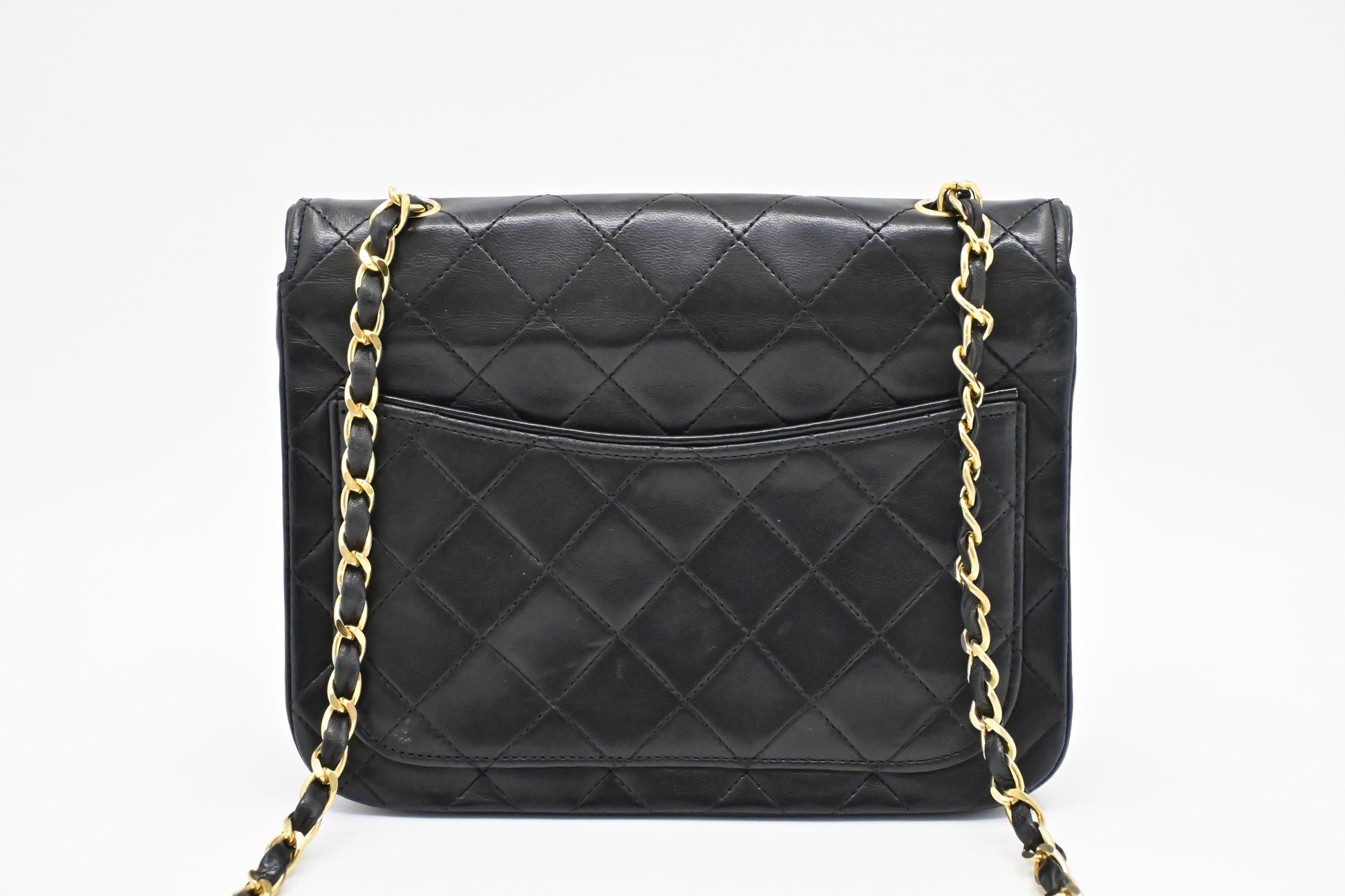 Chanel Round Flap MatelassÃ© Black Leather Handbag