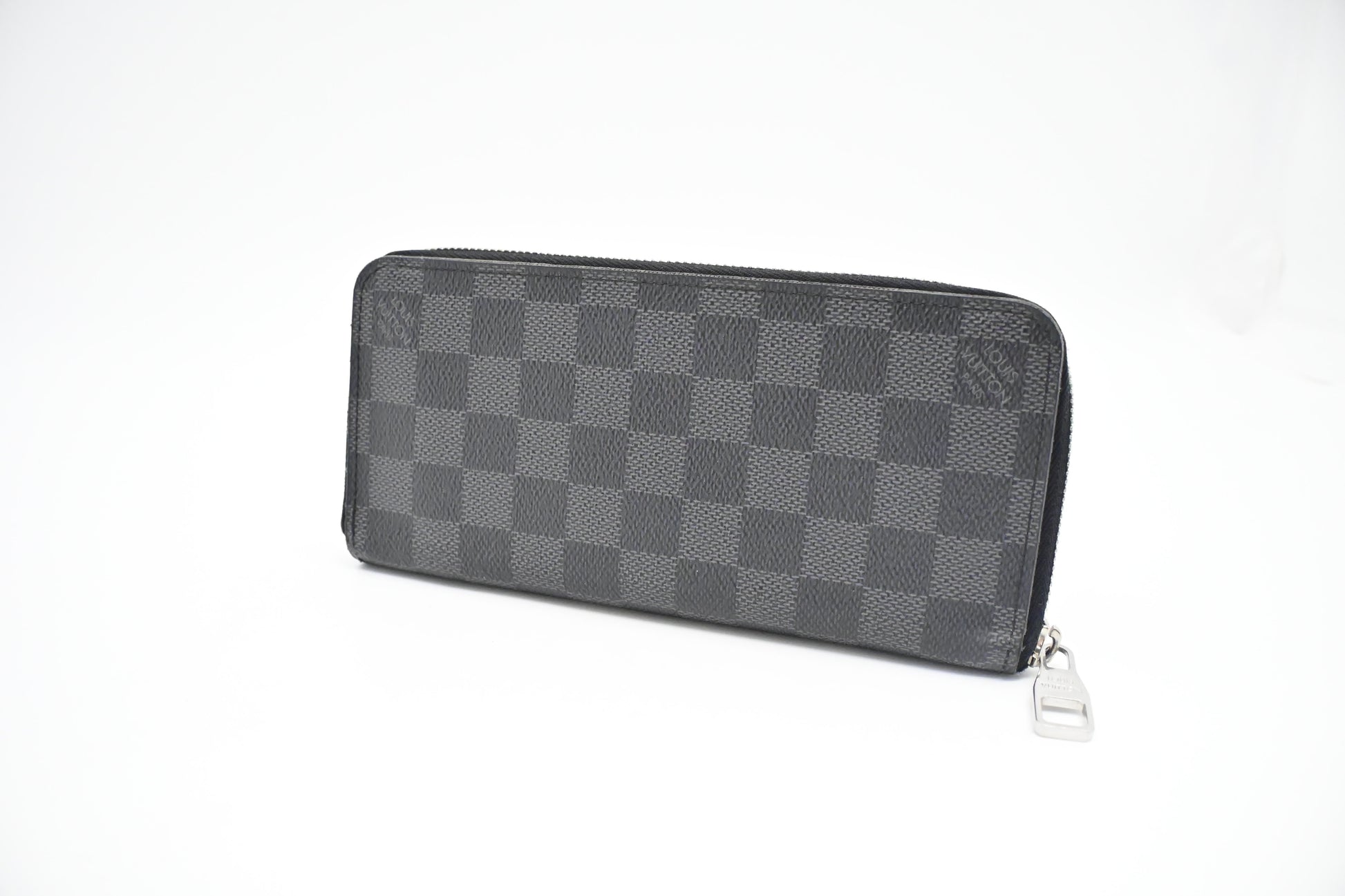 Louis Vuitton Vertical Zippy Graphite Canvas Damier Wallet Case