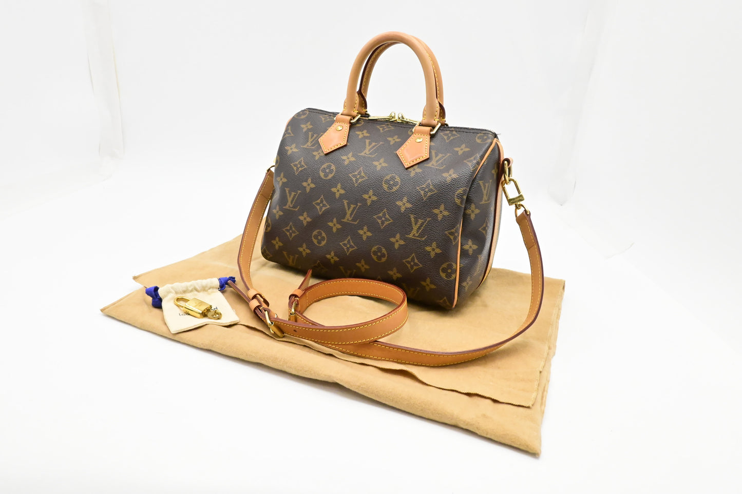 Louis Vuitton Speedy 25 Bandouliere Monogram Canvas Handbag