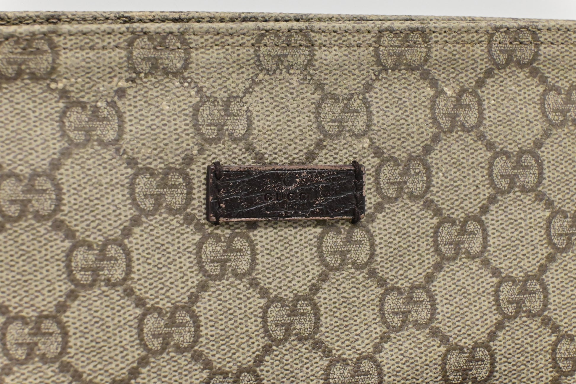 Gucci Square GG Supreme Canvas Crossbody Bag