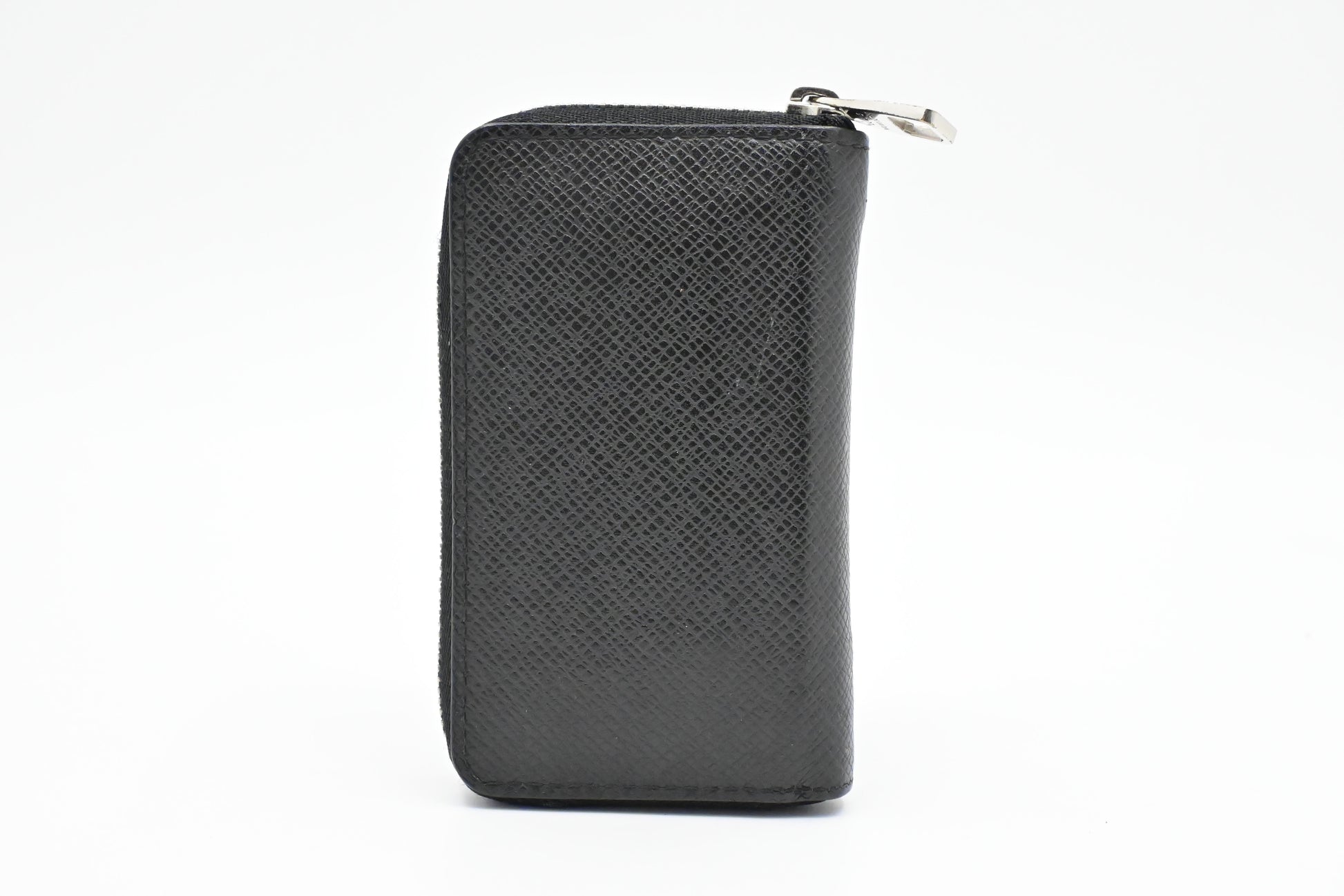 Louis Vuitton Zippy Coin Taiga Leather Black Handbag