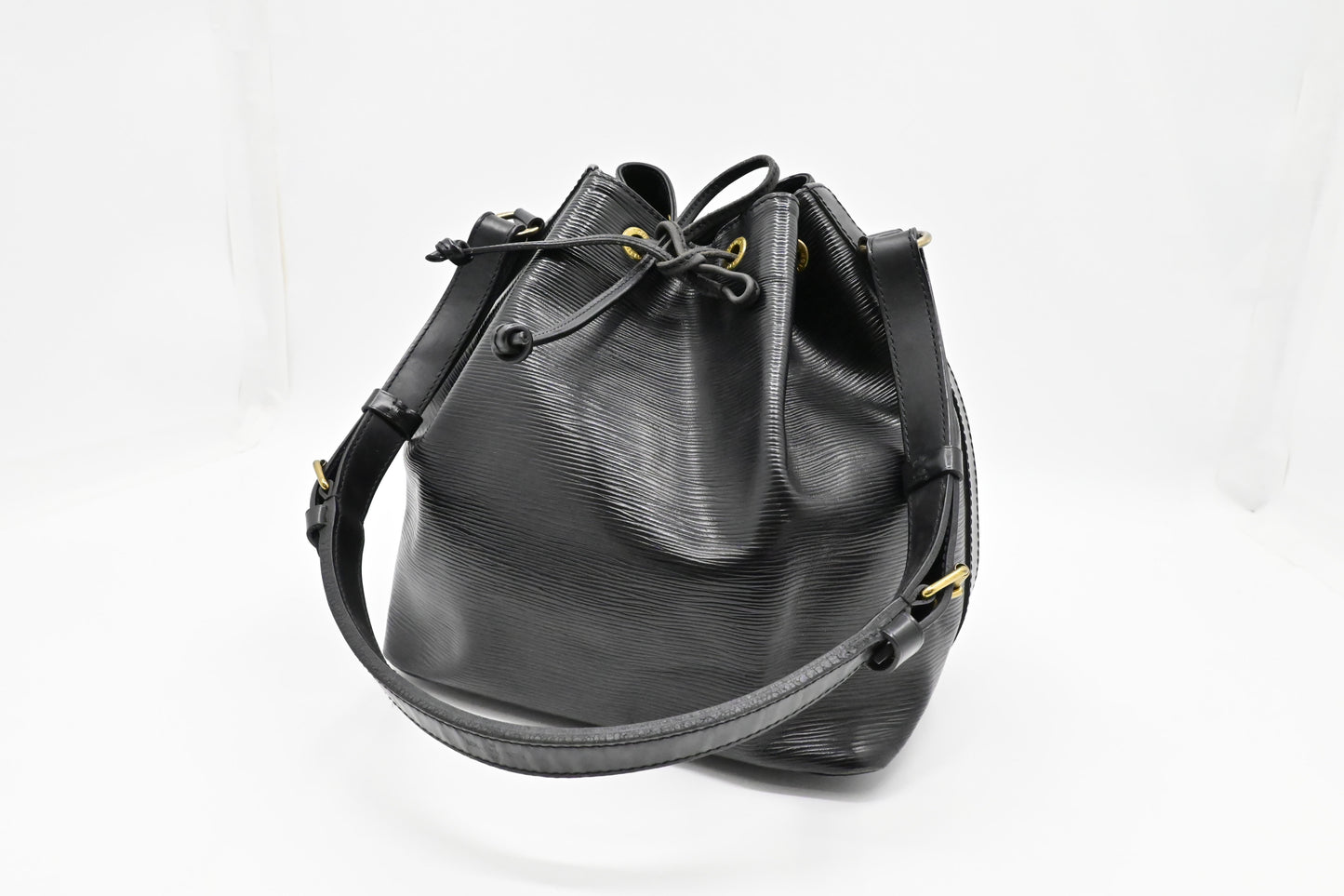 Louis Vuitton Noe Epi Leather Black Handbag