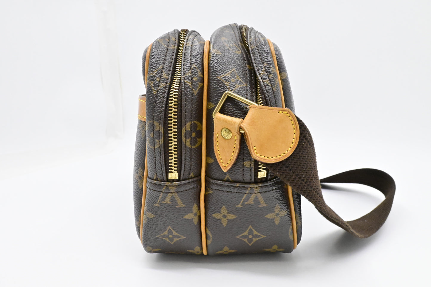 Louis Vuitton Reporter Monogram PM Canvas Handbag Canvas 3