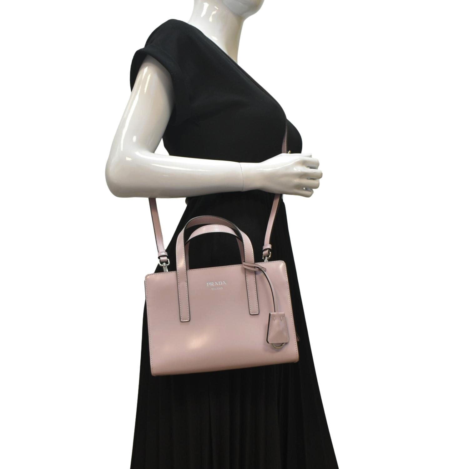 Re Edition Brushed Shoulder Bag Light Leather Pink