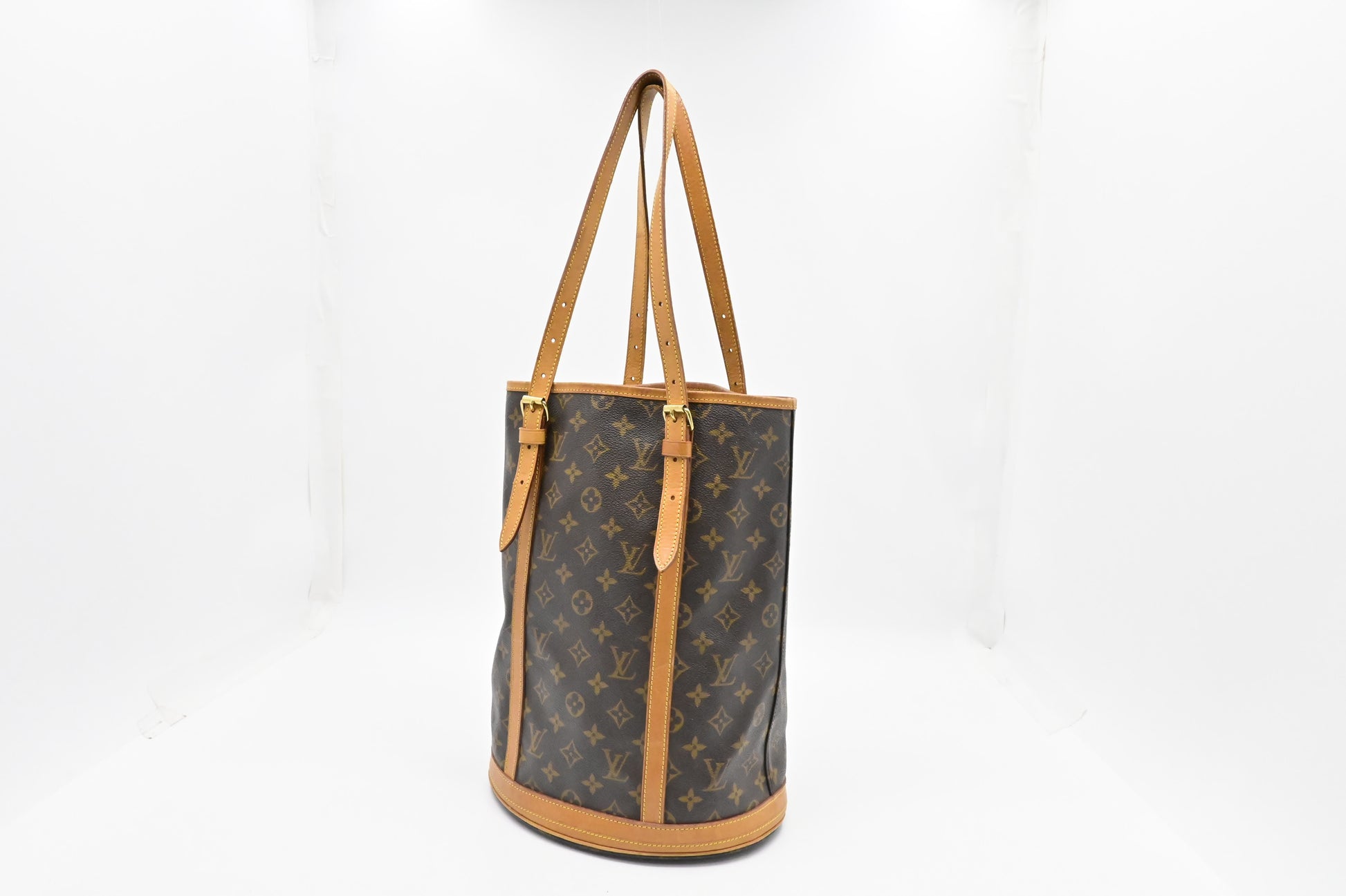 Louis Vuitton Bucket GM Monogram Canvas Bucket Bag Canvas 1